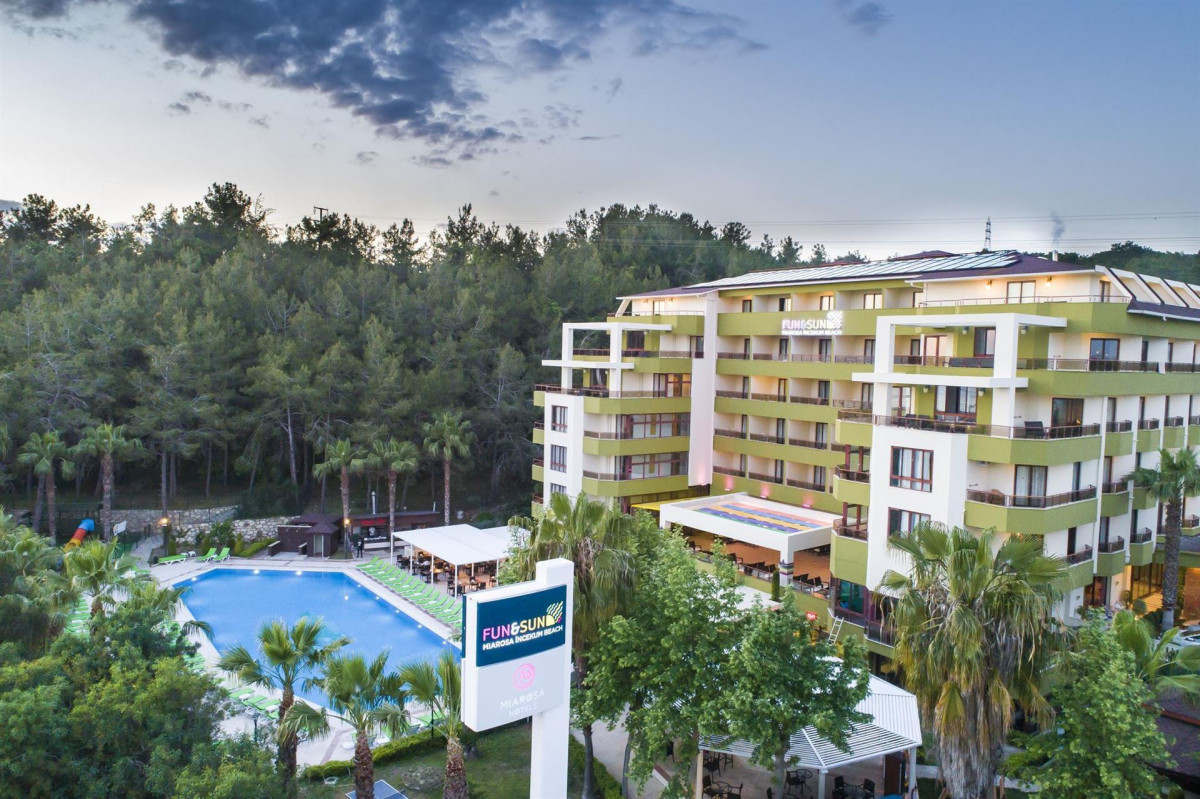 MIAROSA INCEKUM BEACH 5*