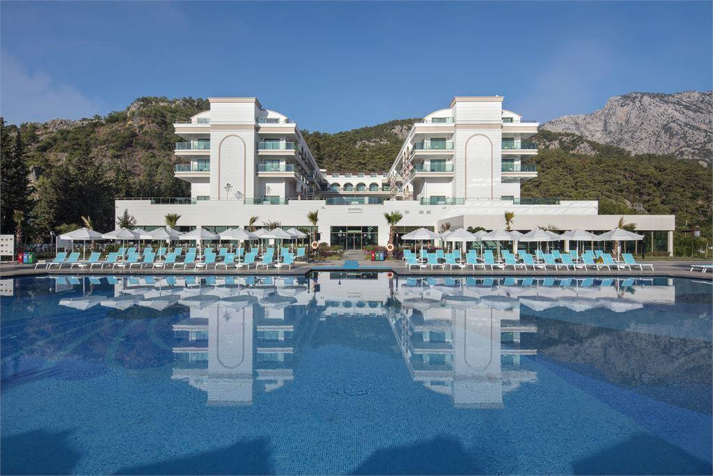 DOSINIA LUXURY RESORT 5*