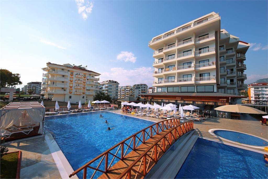 SEY BEACH HOTEL & SPA 4*