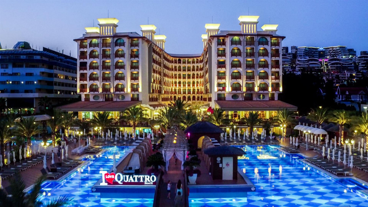 QUATTRO BEACH RESORT & SPA 5*