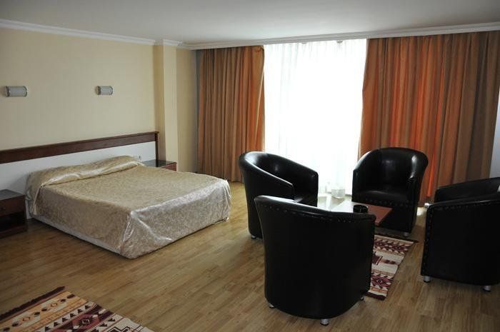 ATA HOTEL 4*