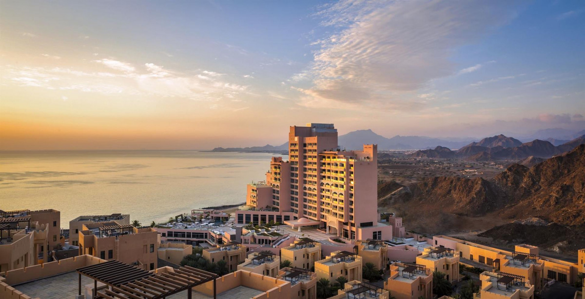 FAIRMONT FUJAIRAH BEACH RESORT 5*