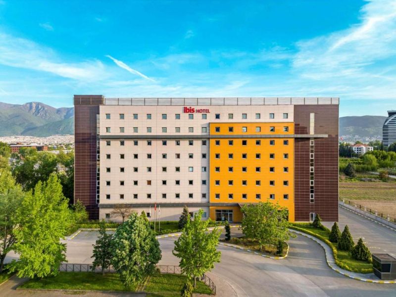 IBIS BURSA HOTEL 3*