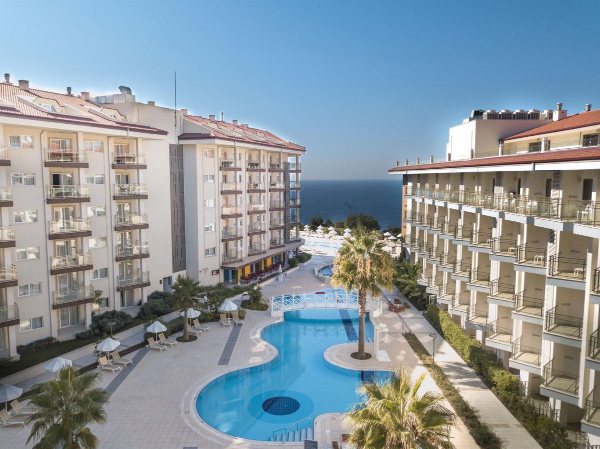 RAMADA RESORT KUSADASI & GOLF 5*