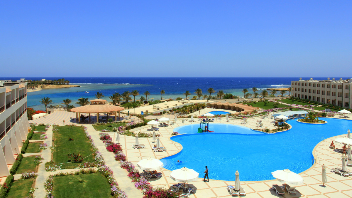 ROYAL BRAYKA BEACH RESORT 5*