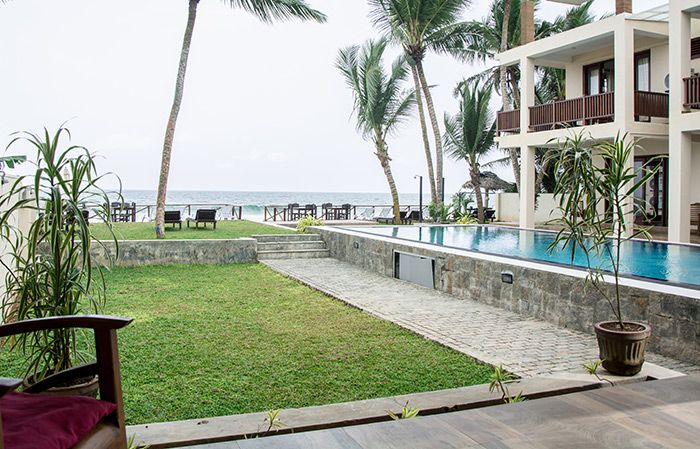 SAPPHIRE SEAS BEACHFRONT VILLAS 3*