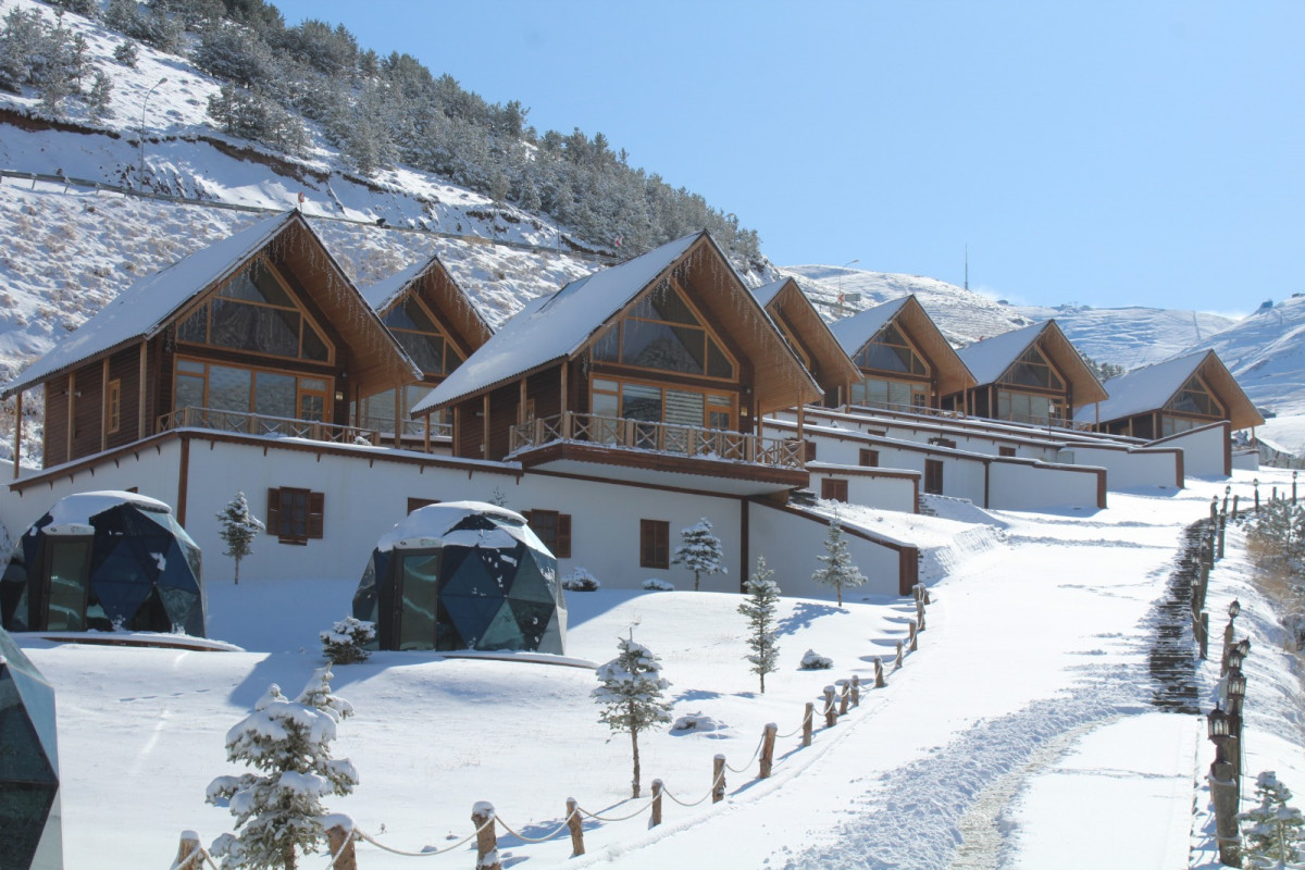 SNOWDORA HOTEL 3*