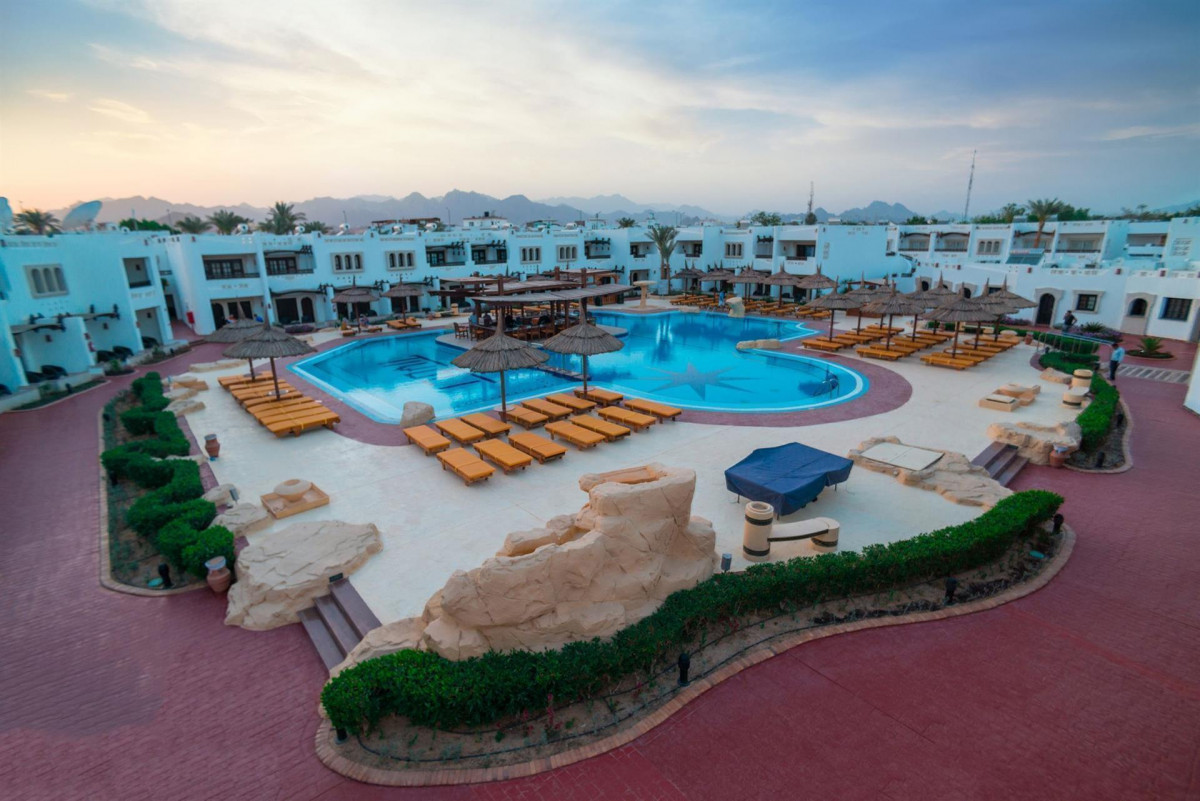 TIVOLI HOTEL AQUA PARK 4*