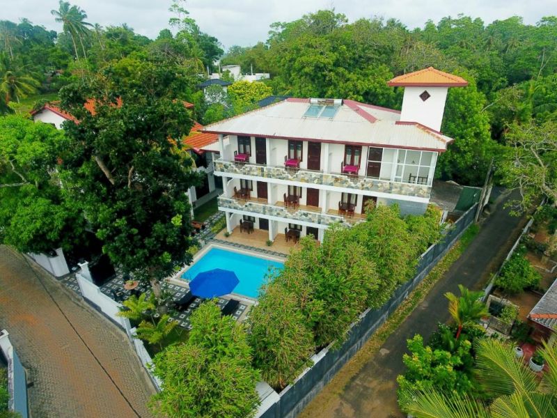 VILLA DE WHITE SAMBUR 3*