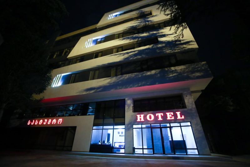 WEST TOWER HOTEL 4*